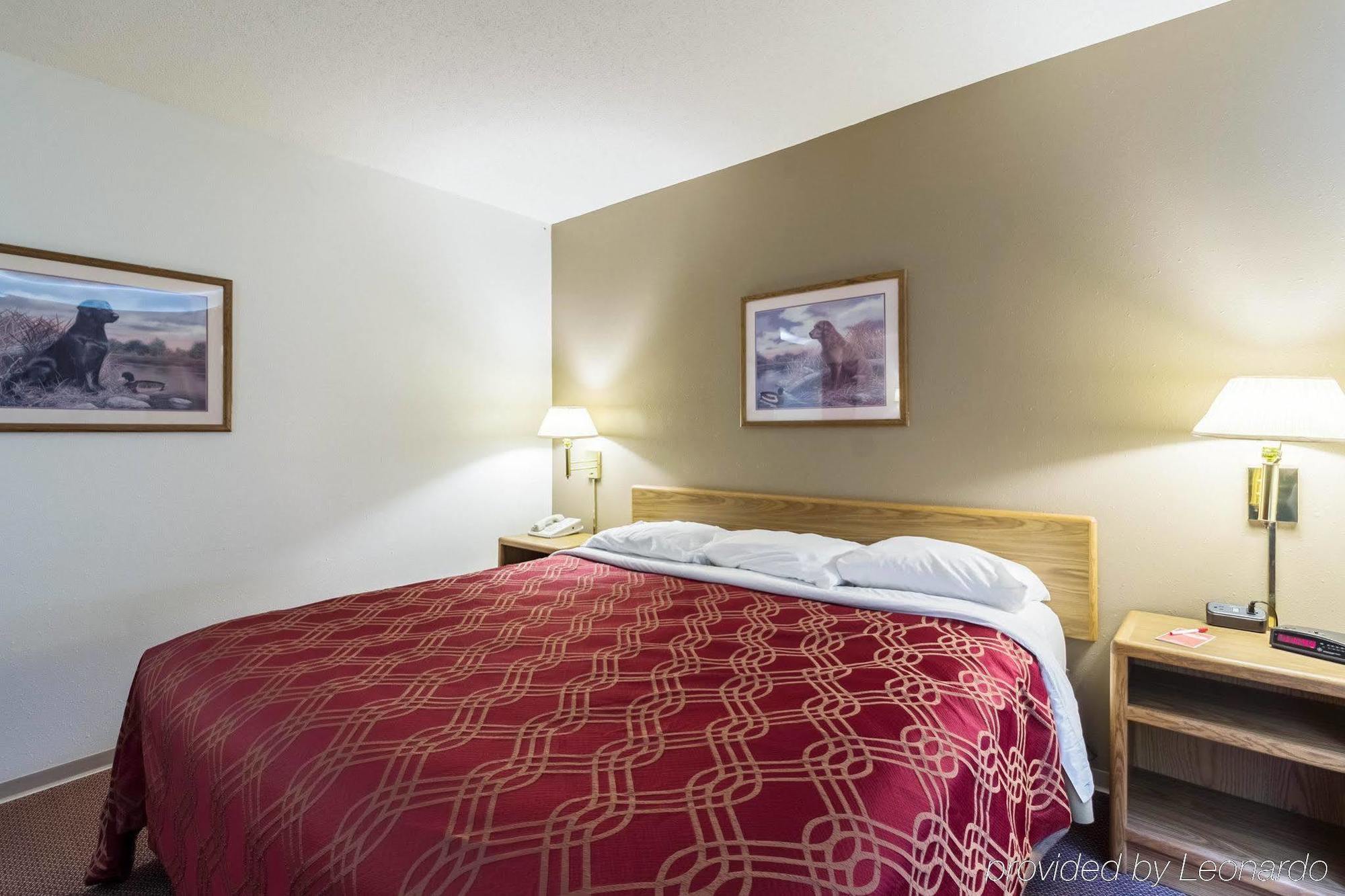 Econo Lodge Ortonville Eksteriør billede