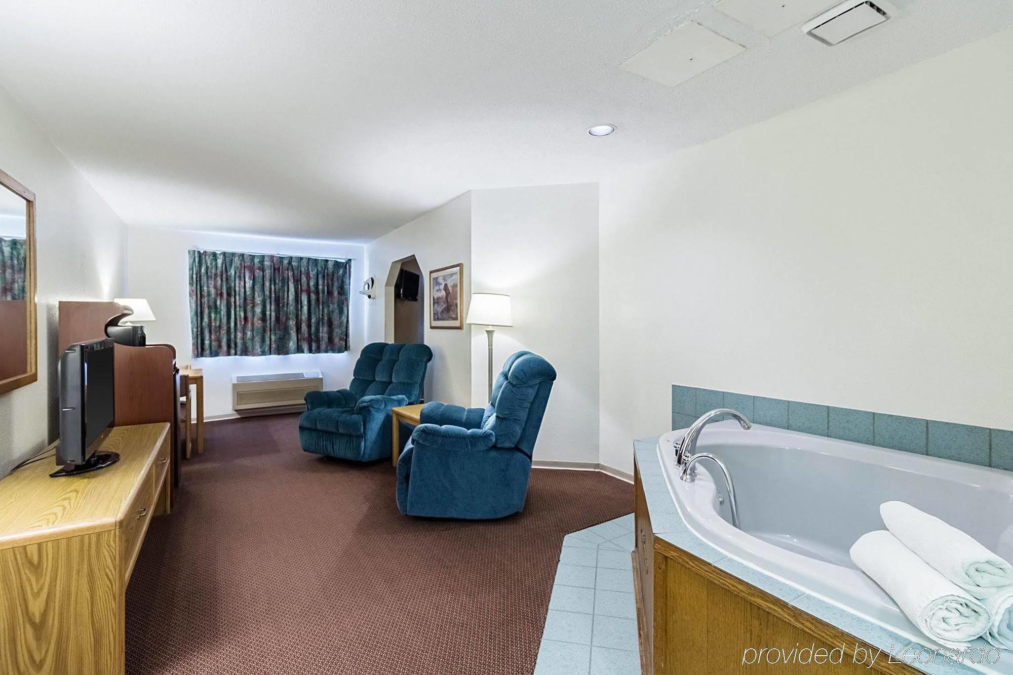 Econo Lodge Ortonville Eksteriør billede