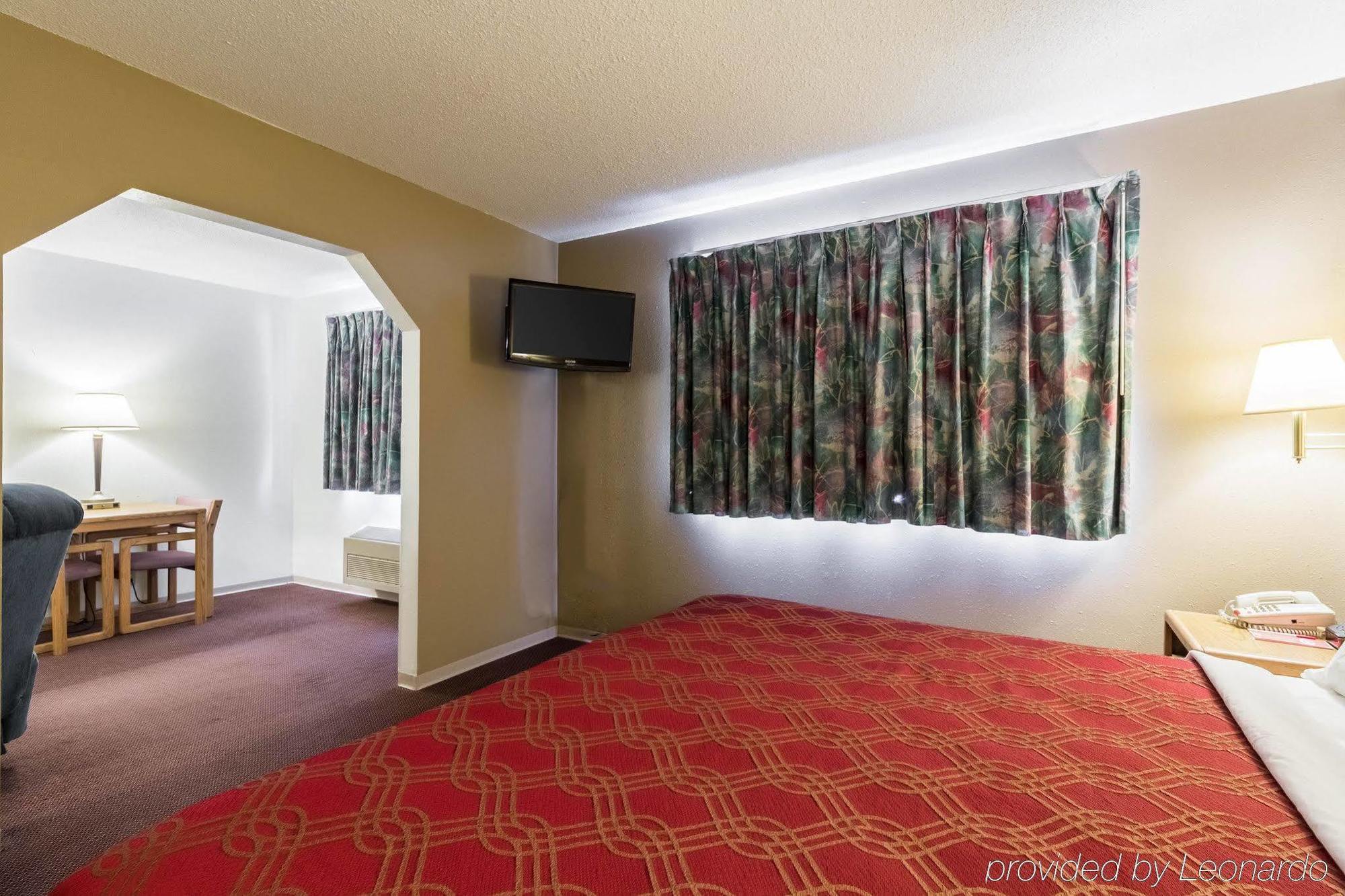 Econo Lodge Ortonville Eksteriør billede